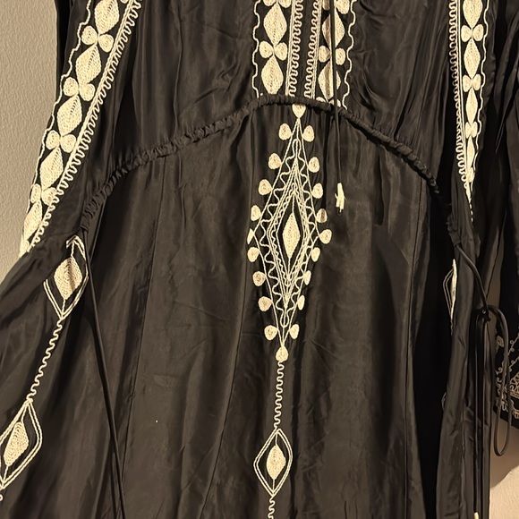 ZARA MIDI EMBROIDERED DRESS BLACK LONG SLEEVE  size s - Picture 8 of 8